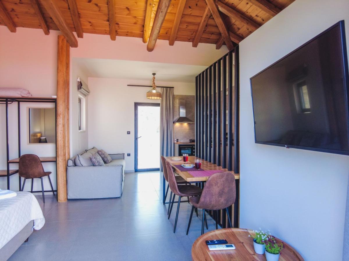 Petrichor Apartment Kalamata Exterior photo
